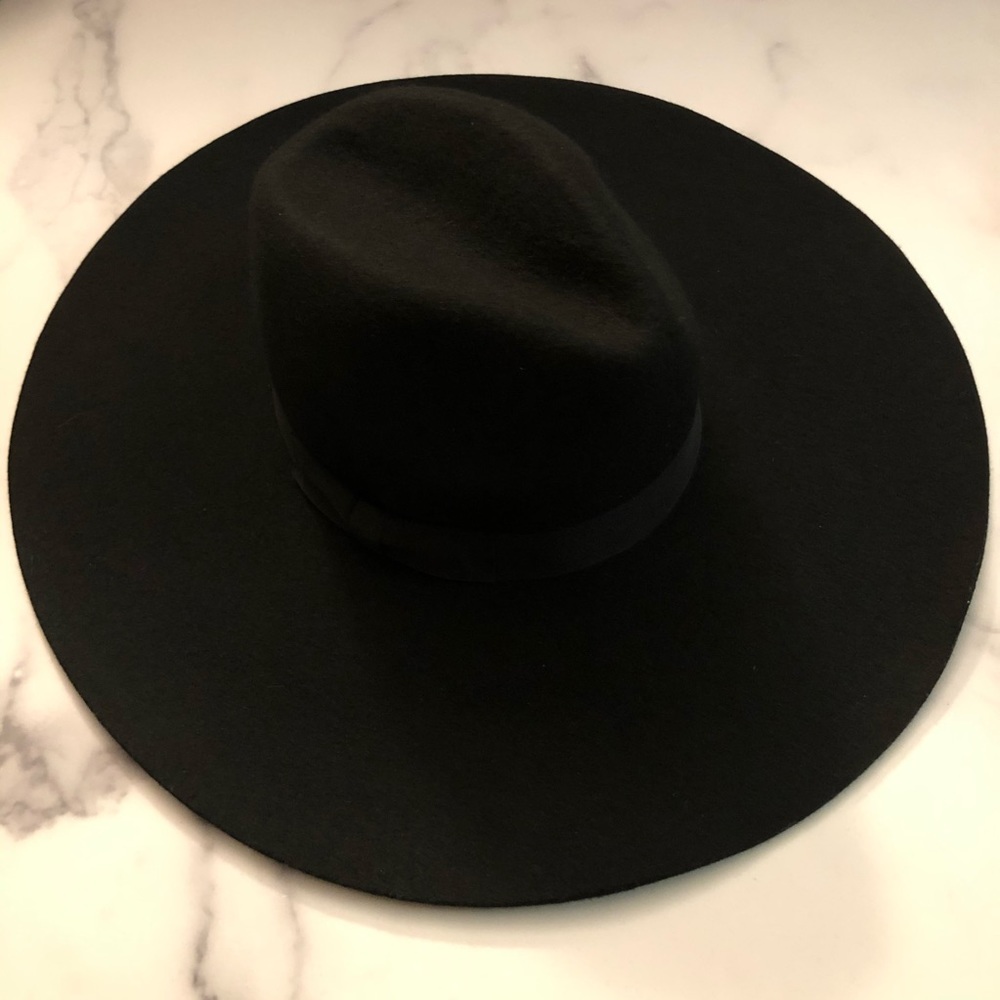 Lack of Color - Montana Midnight Muse Hat